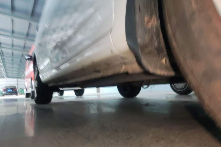 Used BYD F3 2012 Energy-Saving Model 1.5L Manual Comfort Version Right Side Sill