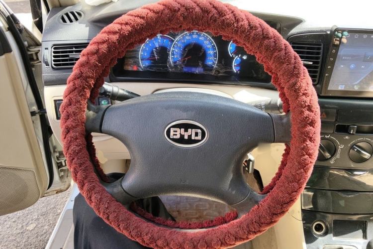 Used BYD F3 2012 Energy-Saving Model 1.5L Manual Comfort Version Steering Wheel