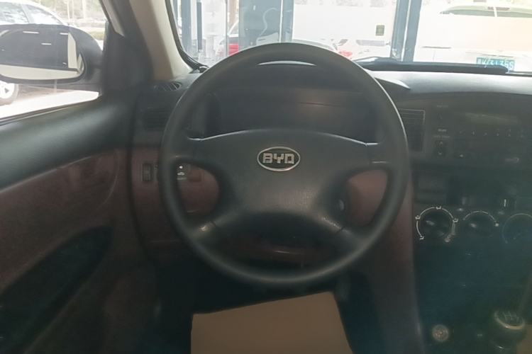 Used BYD F3 2012 Energy-Saving Edition 1.5L Manual Standard Model Steering Wheel