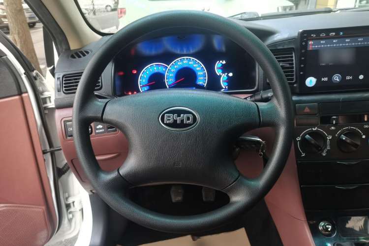 Used BYD F3 2012 Energy-Saving Model 1.5L Manual Comfort Version Steering Wheel
