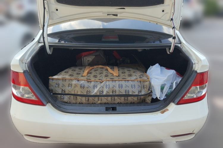 Used BYD F3 2012 Energy-Saving Model 1.5L Manual Comfort Version Trunk