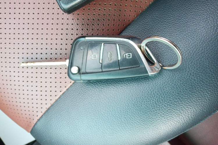 Used BYD F3 2012 Energy-Saving Model 1.5L Manual Comfort Version Vehicle Key