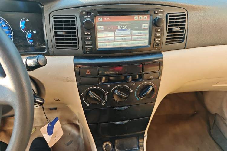 Used BYD F3 2013 Energy-Efficient Model 1.5L Manual Comfort Version Audio And AC Panel