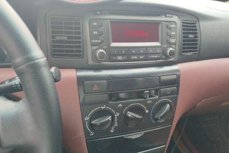 Used BYD F3 2013 Energy-Efficient Model 1.5L Manual Comfort Version Audio And AC Panel