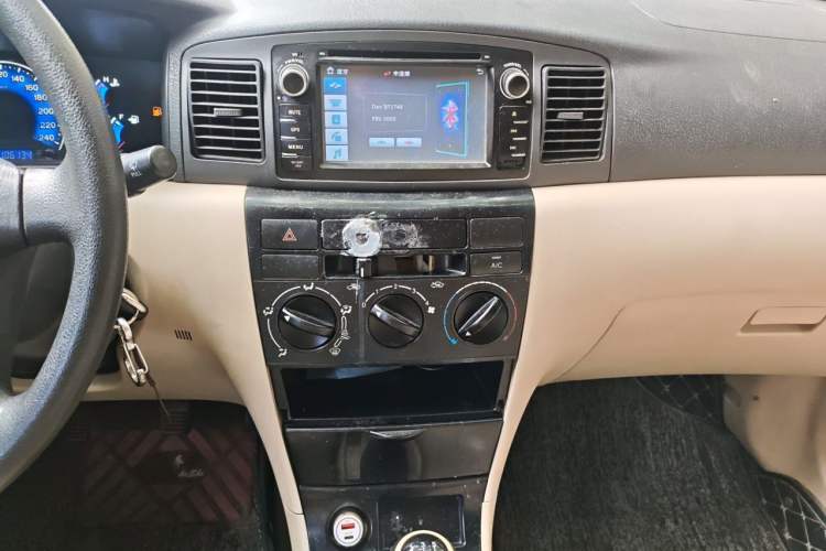 Used BYD F3 2013 Energy-Efficient Model 1.5L Manual Comfort Version Audio And AC Panel
