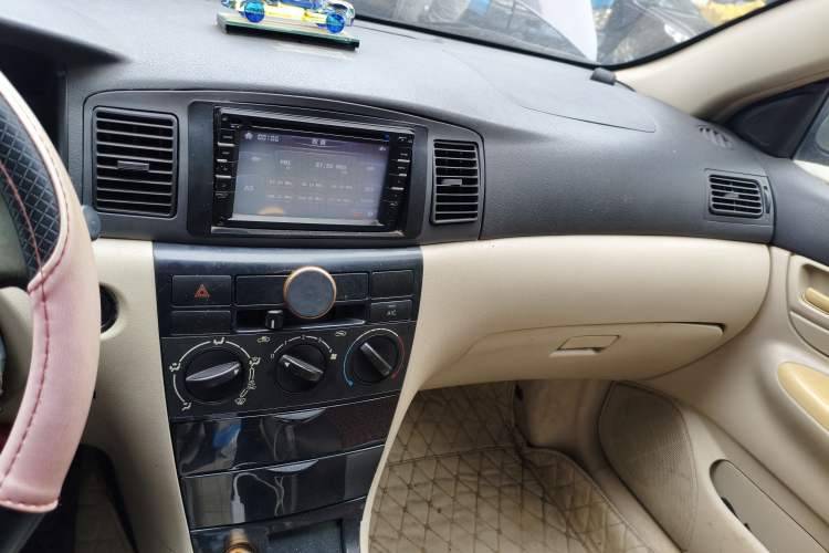 Used BYD F3 2013 Energy-Efficient Model 1.5L Manual Comfort Version Audio And AC Panel
