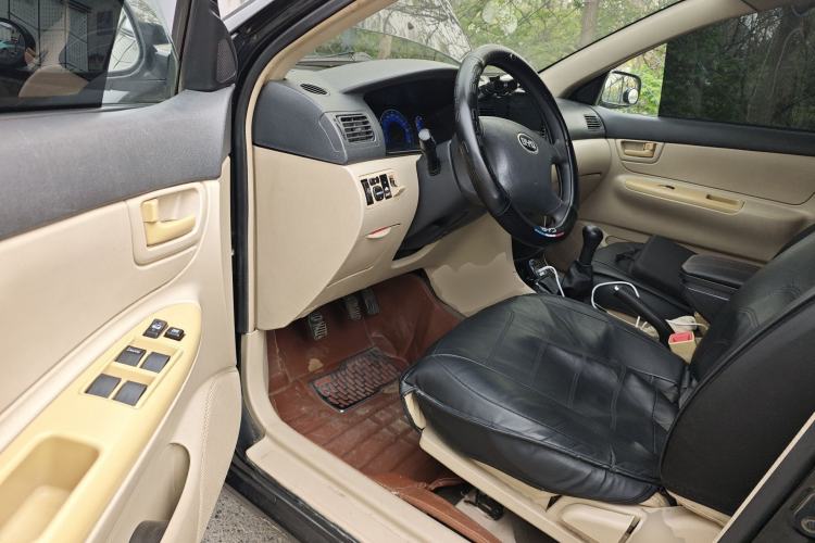 Used BYD F3 2013 1.5L Manual Comfort Model CNG Driver Seat