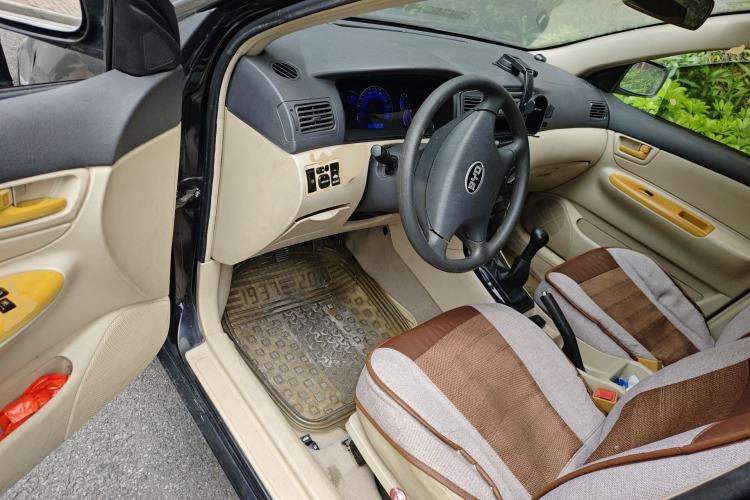 Used BYD F3 2013 Energy-Efficient Model 1.5L Manual Comfort Version Driver Seat