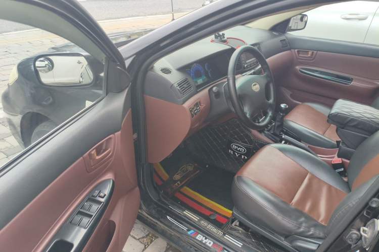 Used BYD F3 2013 Energy-Efficient Model 1.5L Manual Comfort Version Driver Seat