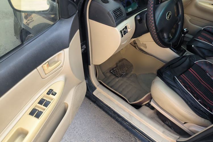 Used BYD F3 2013 Energy-Efficient Model 1.5L Manual Comfort Version Driver Seat