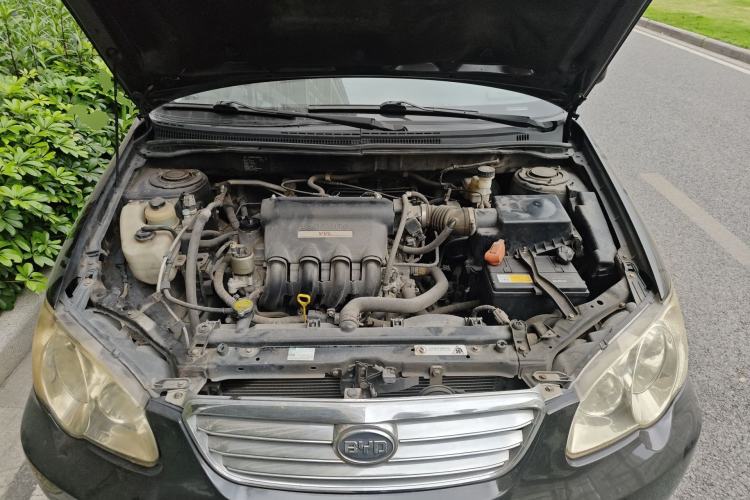 Used BYD F3 2013 Energy-Efficient Model 1.5L Manual Comfort Version Engine Bay