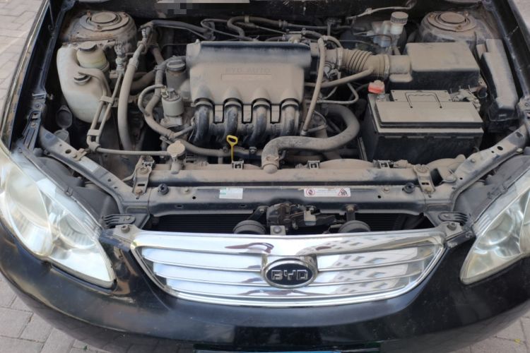 Used BYD F3 2013 Energy-Efficient Model 1.5L Manual Comfort Version Engine Bay