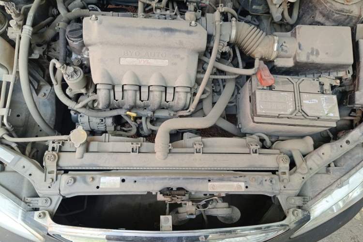 Used BYD F3 2013 Energy-Efficient Model 1.5L Manual Comfort Version Engine Bay