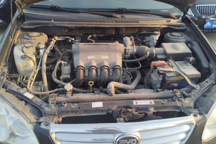 Used BYD F3 2013 1.5L Automatic Standard Edition Engine Bay