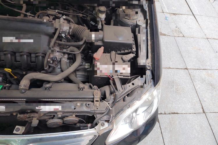 Used BYD F3 2013 Energy-Efficient Model 1.5L Manual Comfort Version Engine Bay Left