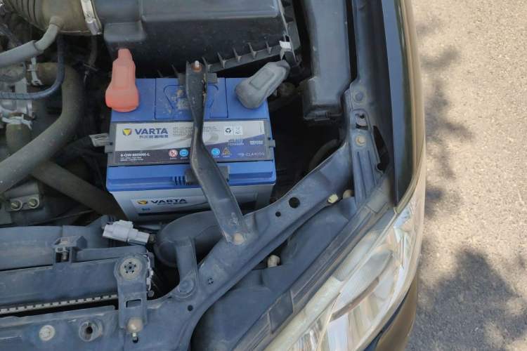 Used BYD F3 2013 Energy-Saving Edition 1.5L Manual Standard Model Engine Bay Left