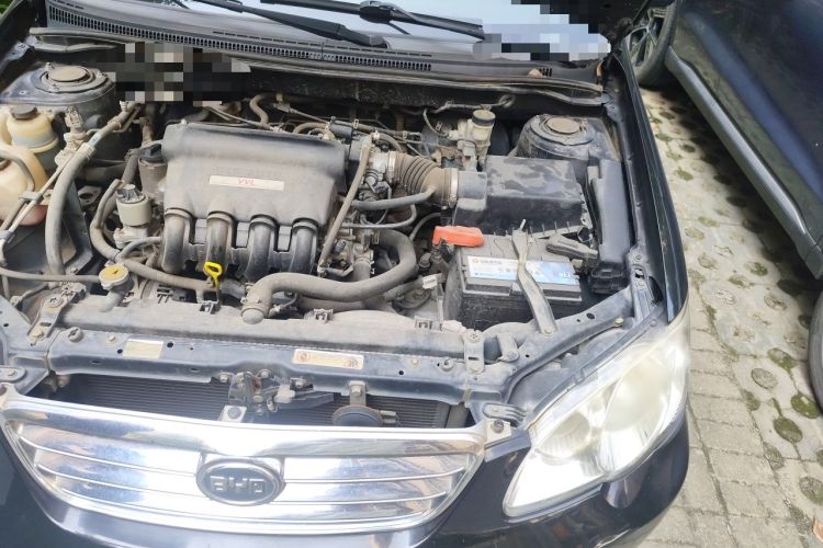 Used BYD F3 2013 Energy-Efficient Model 1.5L Manual Comfort Version Engine Bay Left