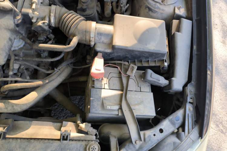 Used BYD F3 2013 Energy-Efficient Model 1.5L Manual Comfort Version Engine Bay Left
