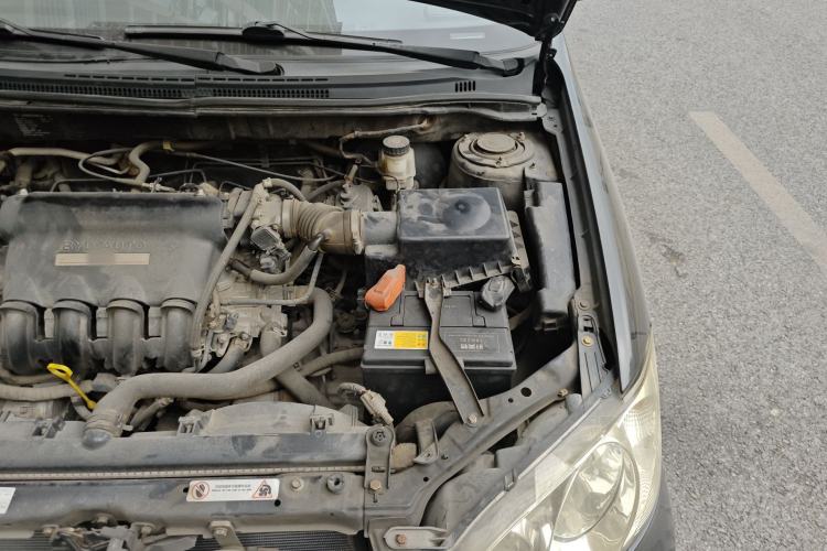 Used BYD F3 2013 Energy-Efficient Model 1.5L Manual Comfort Version Engine Bay Left