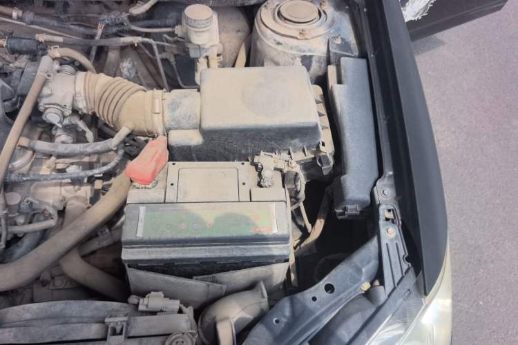 Used BYD F3 2013 Energy-Efficient Model 1.5L Manual Comfort Version Engine Bay Left