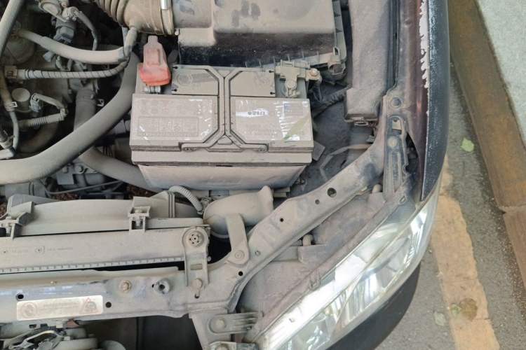 Used BYD F3 2013 Energy-Efficient Model 1.5L Manual Comfort Version Engine Bay Left