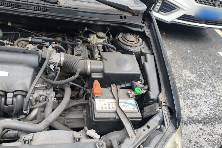 Used BYD F3 2013 Energy-Efficient Model 1.5L Manual Comfort Version Engine Bay Left