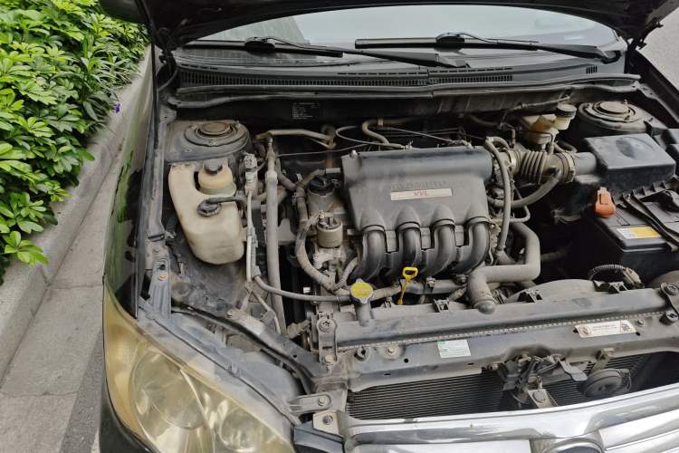 Used BYD F3 2013 Energy-Efficient Model 1.5L Manual Comfort Version Engine Bay Right