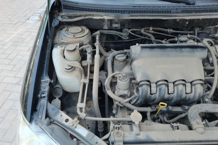 Used BYD F3 2013 Energy-Efficient Model 1.5L Manual Comfort Version Engine Bay Right