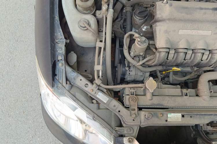 Used BYD F3 2013 Energy-Efficient Model 1.5L Manual Comfort Version Engine Bay Right