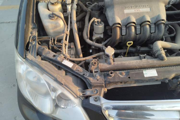 Used BYD F3 2013 1.5L Automatic Standard Edition Engine Bay Right