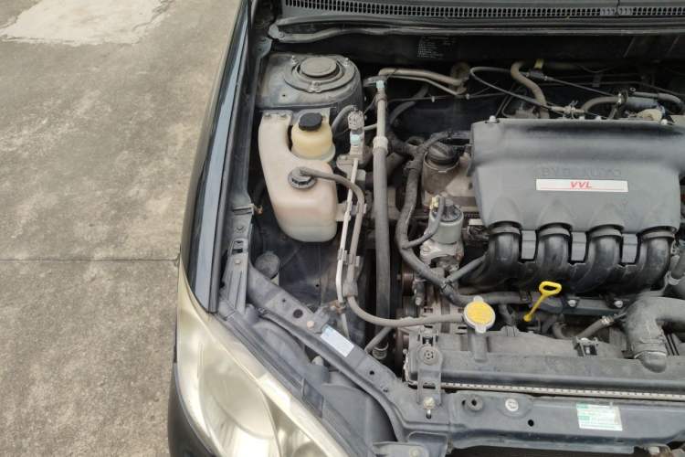 Used BYD F3 2013 Energy-Efficient Model 1.5L Manual Comfort Version Engine Bay Right