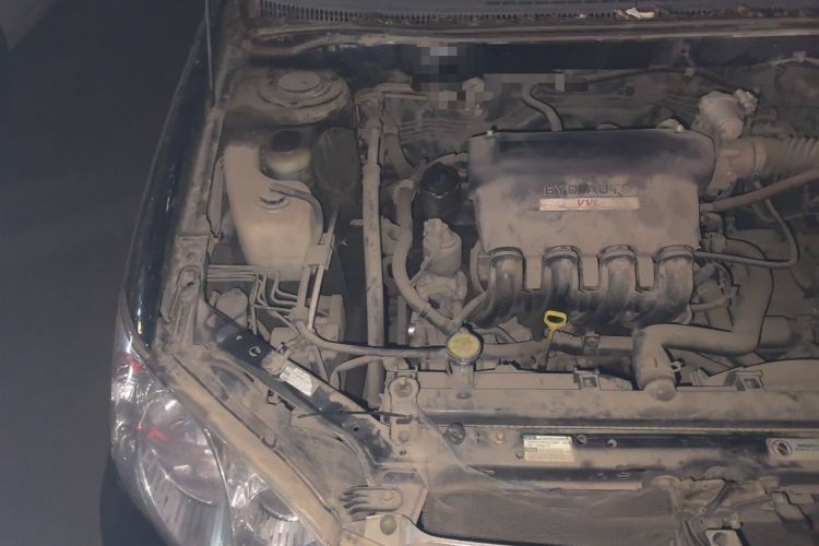 Used BYD F3 2013 1.5L Automatic Standard Edition Engine Bay Right