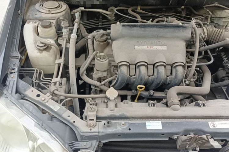 Used BYD F3 2013 Energy-Efficient Model 1.5L Manual Comfort Version Engine Bay Right