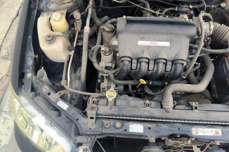 Used BYD F3 2013 Energy-Efficient Model 1.5L Manual Comfort Version Engine Bay Right