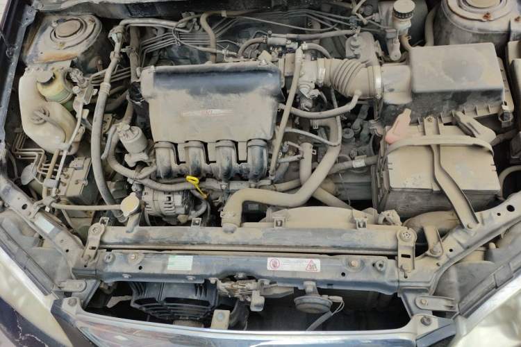 Used BYD F3 2013 Energy-Efficient Model 1.5L Manual Comfort Version Engine Bay
