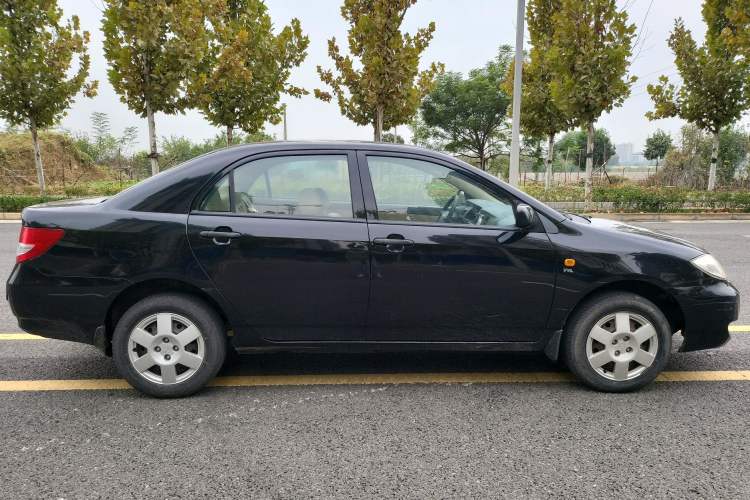 Used BYD F3 2013 Energy-Efficient Model 1.5L Manual Comfort Version Exterior 2