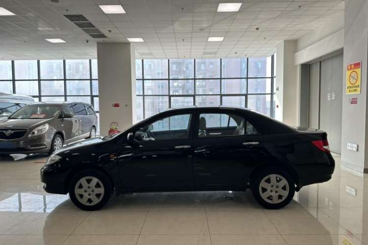Used BYD F3 2013 Energy-Saving Edition 1.5L Manual Standard Model Exterior 2