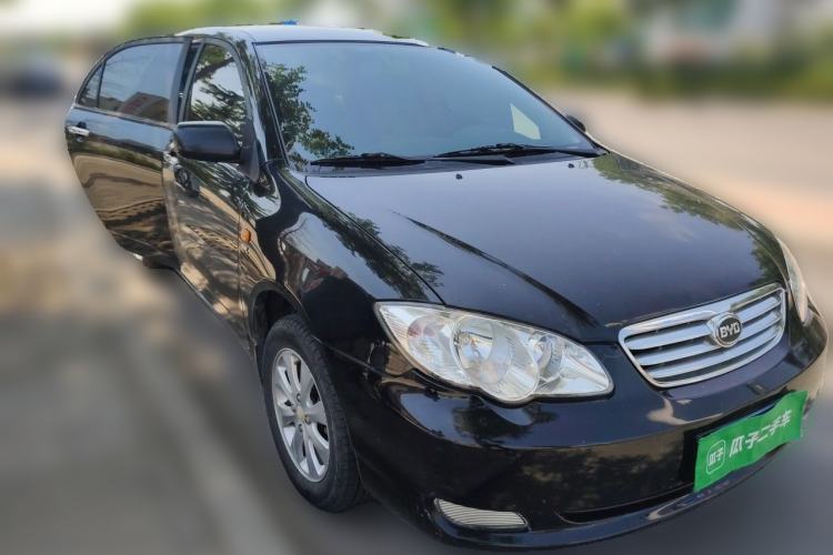 Used BYD F3 2013 Energy-Saving Edition 1.5L Manual Standard Model Front Right 45 Deg