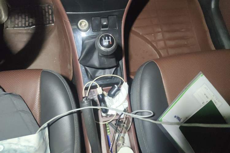 Used BYD F3 2013 Energy-Efficient Model 1.5L Manual Comfort Version Gear Lever