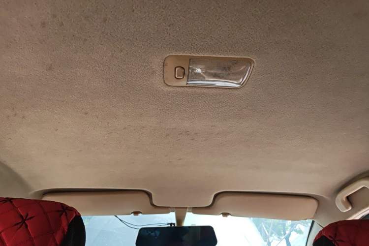 Used BYD F3 2013 Energy-Efficient Model 1.5L Manual Comfort Version Headliner