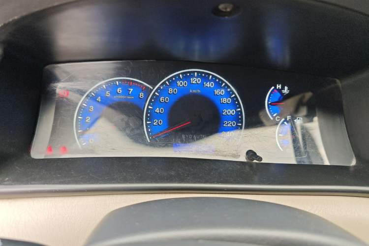 Used BYD F3 2013 1.5L Manual Comfort Model CNG Instrument Cluster