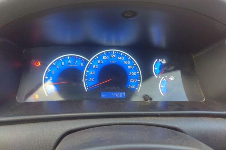 Used BYD F3 2013 Energy-Efficient Model 1.5L Manual Comfort Version Instrument Cluster