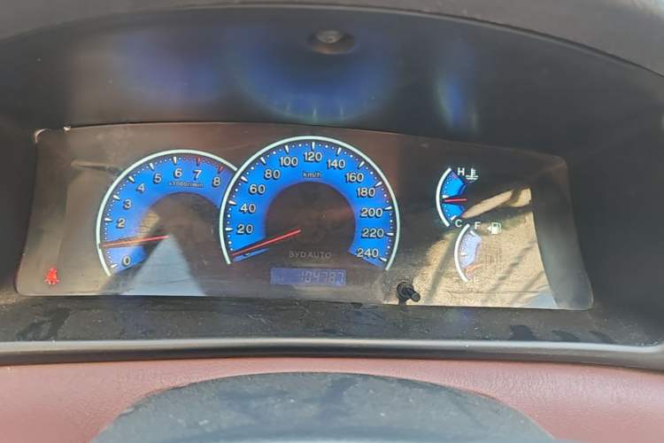 Used BYD F3 2013 Energy-Efficient Model 1.5L Manual Comfort Version Instrument Cluster
