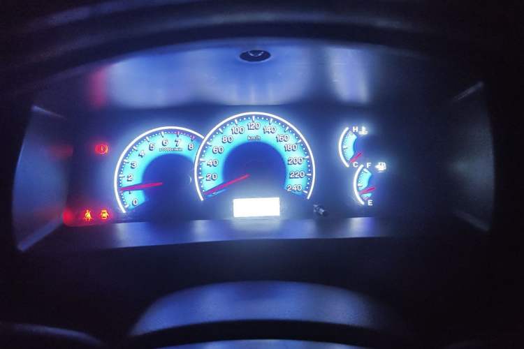 Used BYD F3 2013 Energy-Efficient Model 1.5L Manual Comfort Version Instrument Cluster