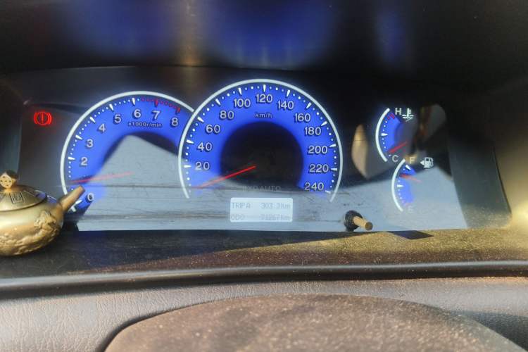 Used BYD F3 2013 Energy-Efficient Model 1.5L Manual Comfort Version Instrument Cluster