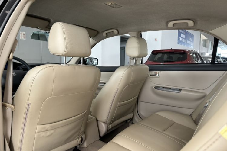 Used BYD F3 2013 Energy-Saving Edition 1.5L Manual Standard Model Interior 3