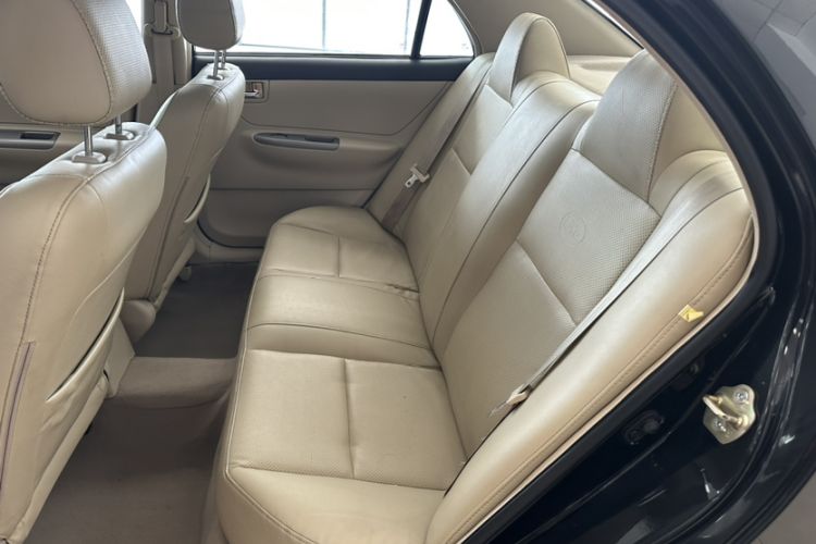Used BYD F3 2013 Energy-Saving Edition 1.5L Manual Standard Model Interior 5