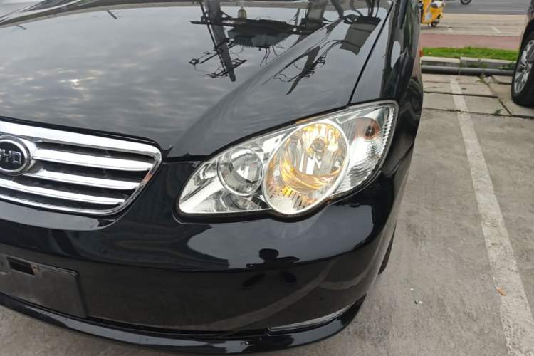 Used BYD F3 2013 Energy-Efficient Model 1.5L Manual Comfort Version Left Front Headlight