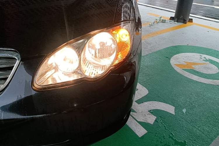 Used BYD F3 2013 Energy-Efficient Model 1.5L Manual Comfort Version Left Front Headlight