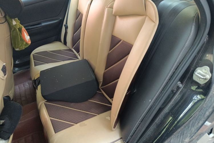 Used BYD F3 2013 Energy-Efficient Model 1.5L Manual Comfort Version Left Rear Seat